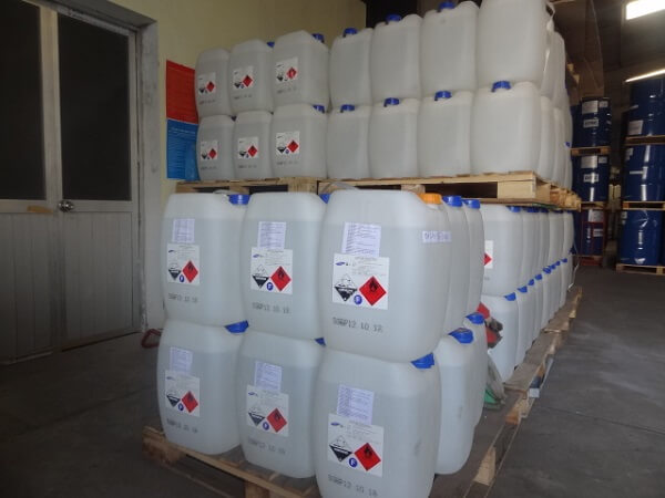 Lưu trữ và vận chuyển hóa chất