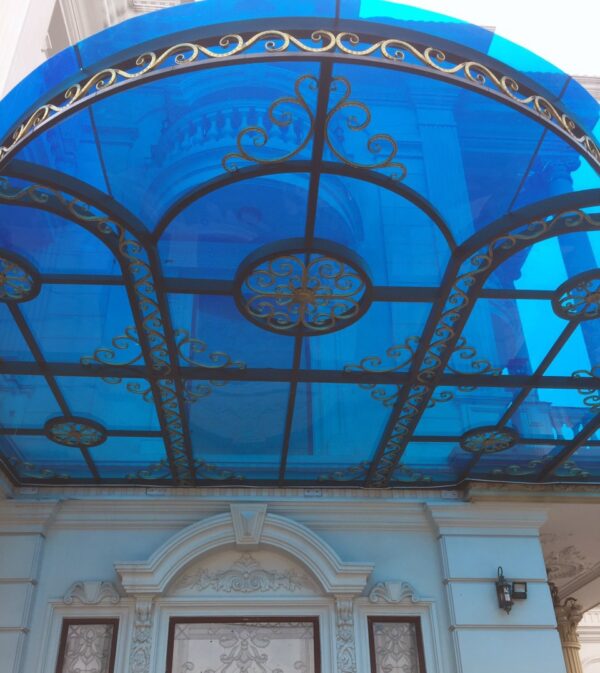 mai-che-nghe-thuat-polycarbonate-1