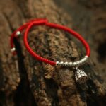 Vòng tay may mắn và sức mạnh của những ý niệm tốt lành