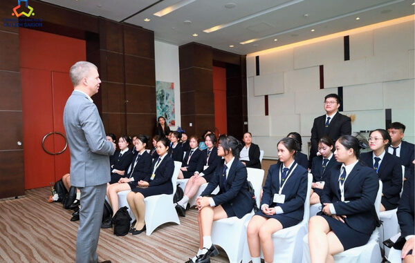 Có nên học cao đẳng trong bối cảnh hiện nay